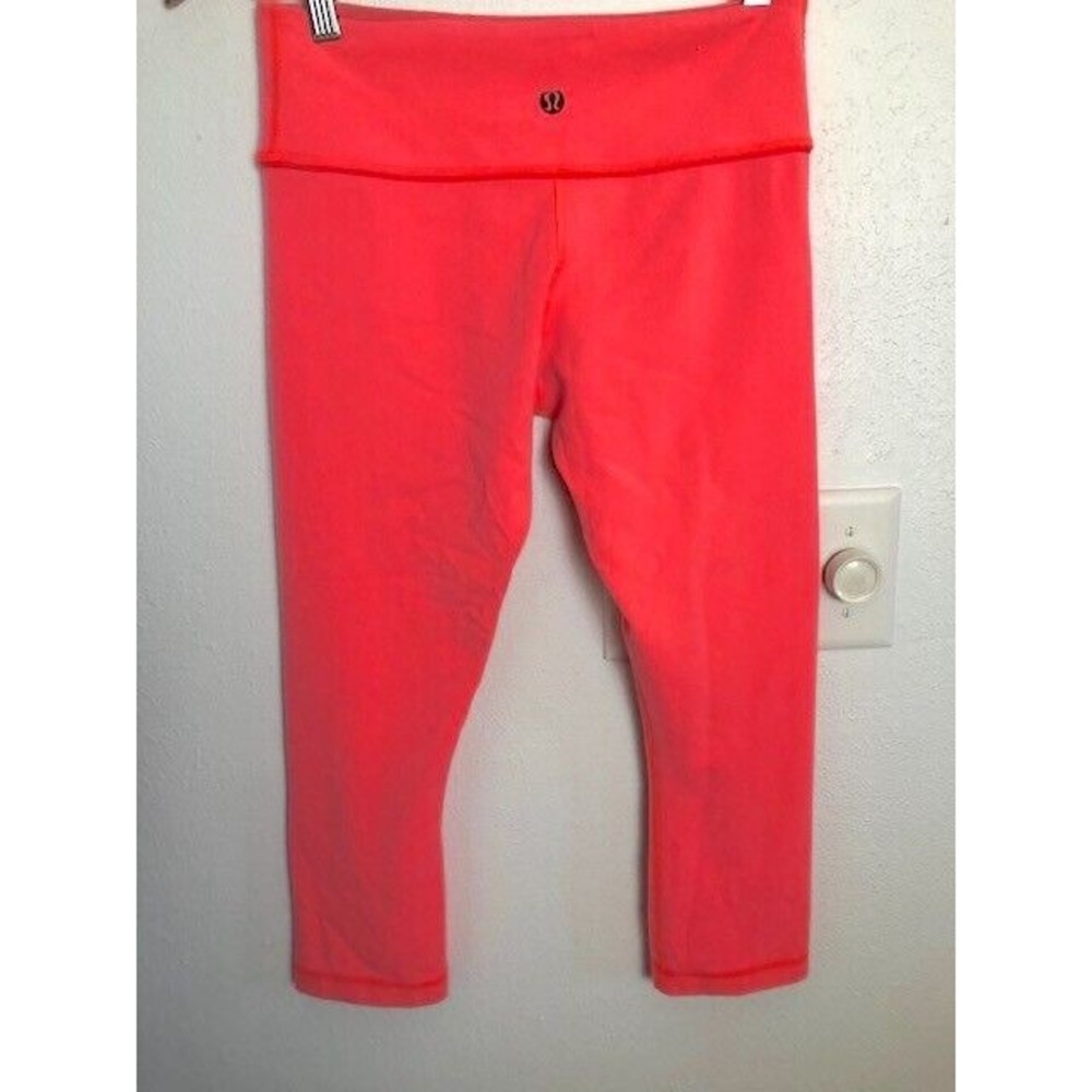 Lululemon Leggings Women's 6 Wunder Under Crop *Silver* Light Flare Black Logo